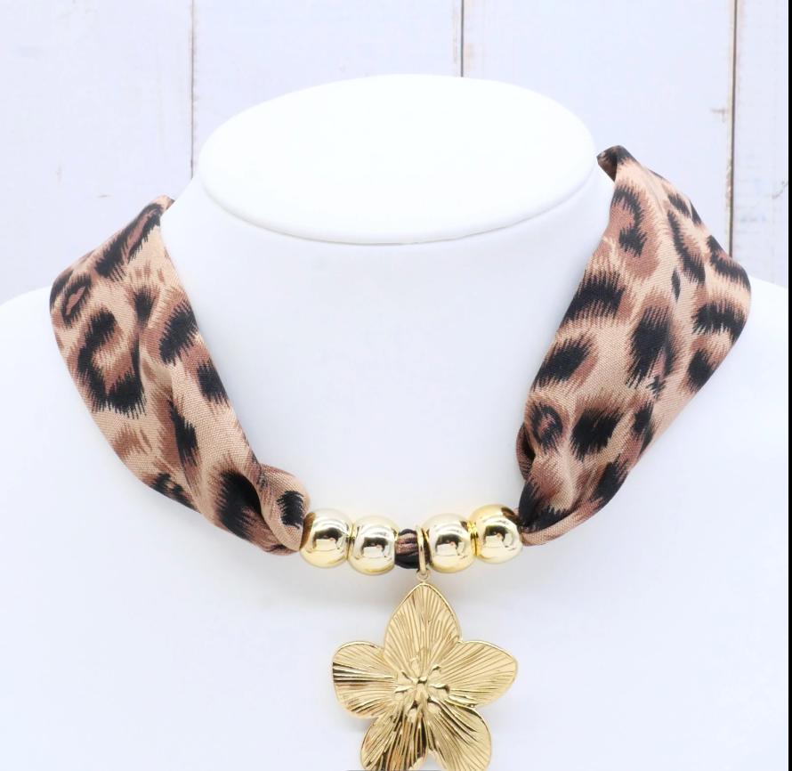 Collier Amara
